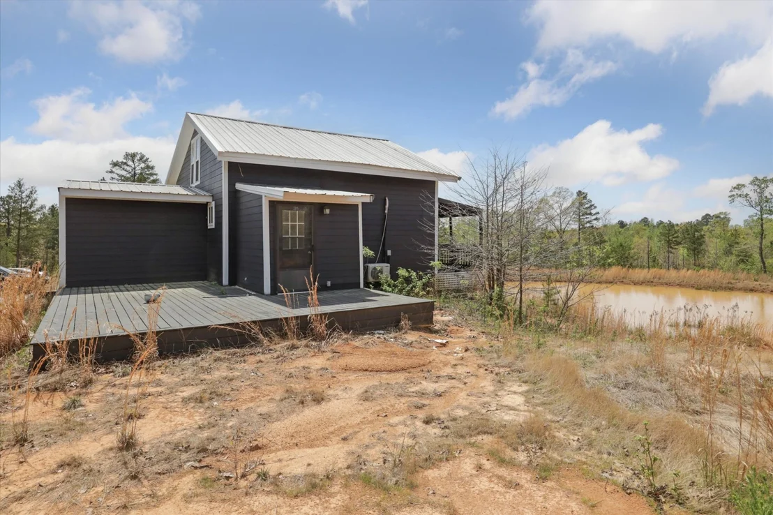 Photo of 320 Stewart Rd