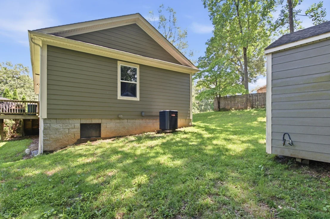 Photo of 7512 Chester Rd