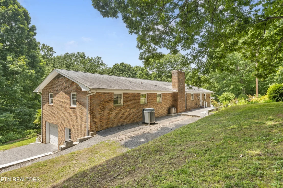 Photo of 149 Glenn Circle