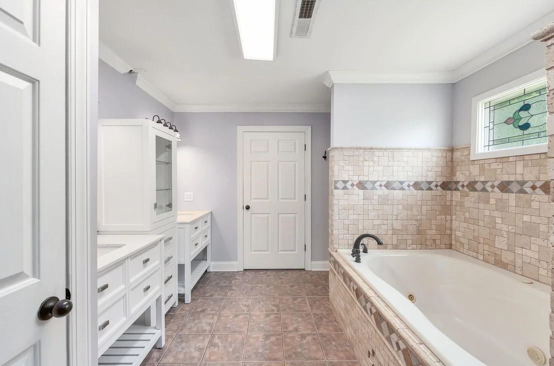 Photo of 135 DAVIS RD