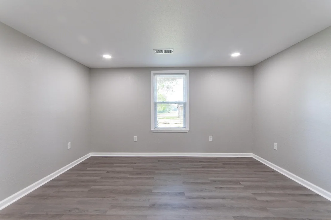 Photo of 1495 SEATON LOOP RD