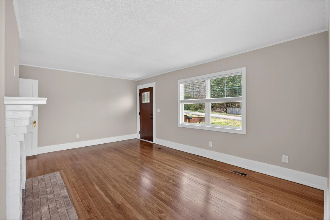Photo of 1306 Springview Drive