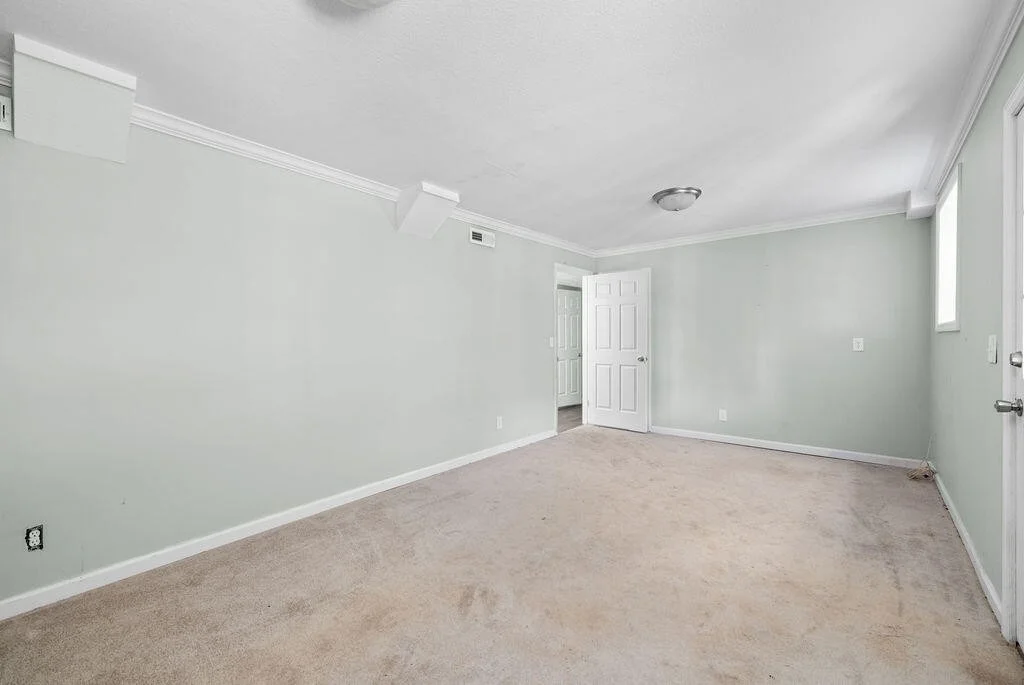 Photo of 8692 Arbutus Drive