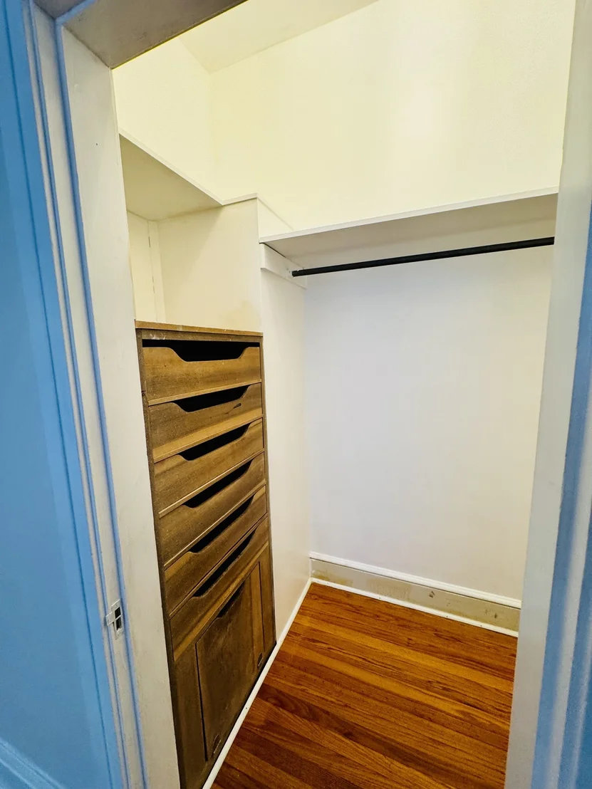 Photo of 321 Walnut St