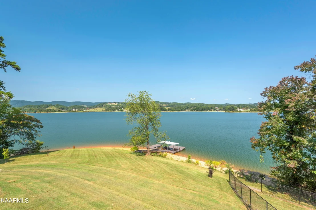 Photo of 499 Chilhowee Lane