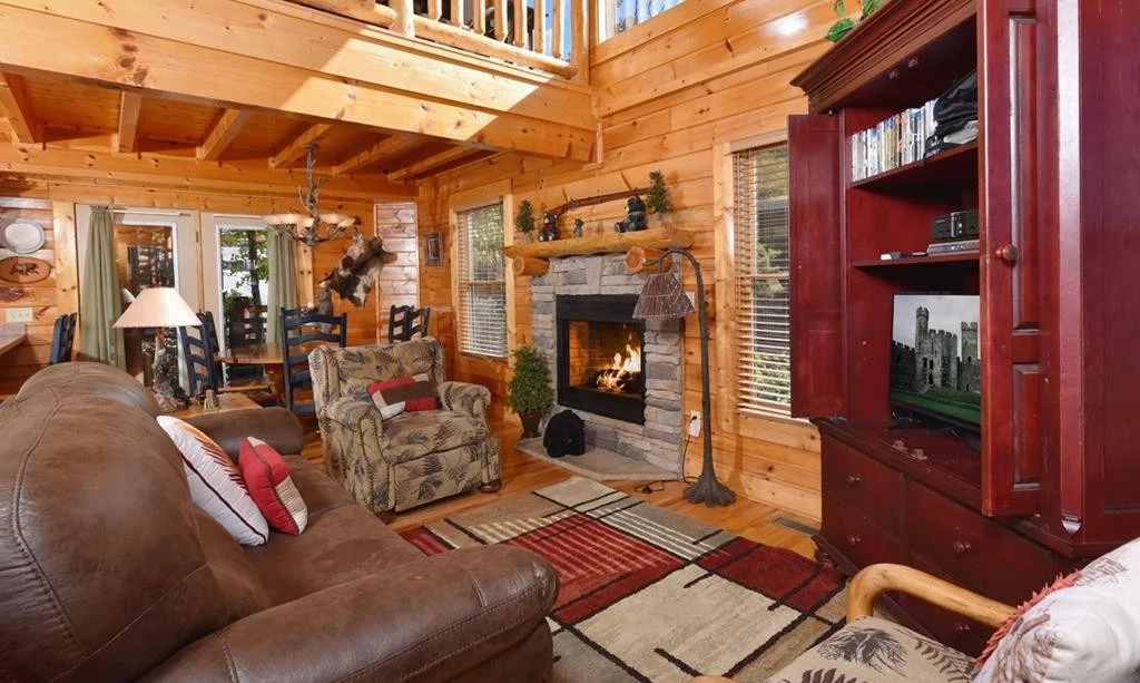 Photo of 2015 BEAR CREEK Way