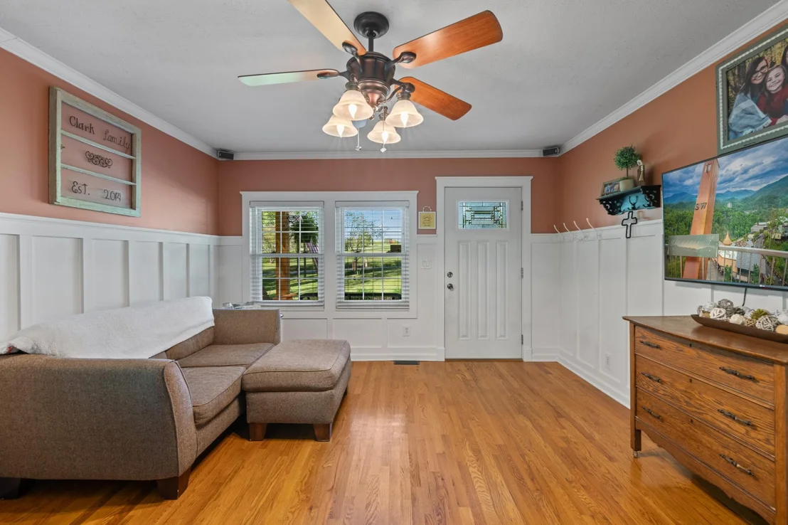 Photo of 1277 Winding Drive
