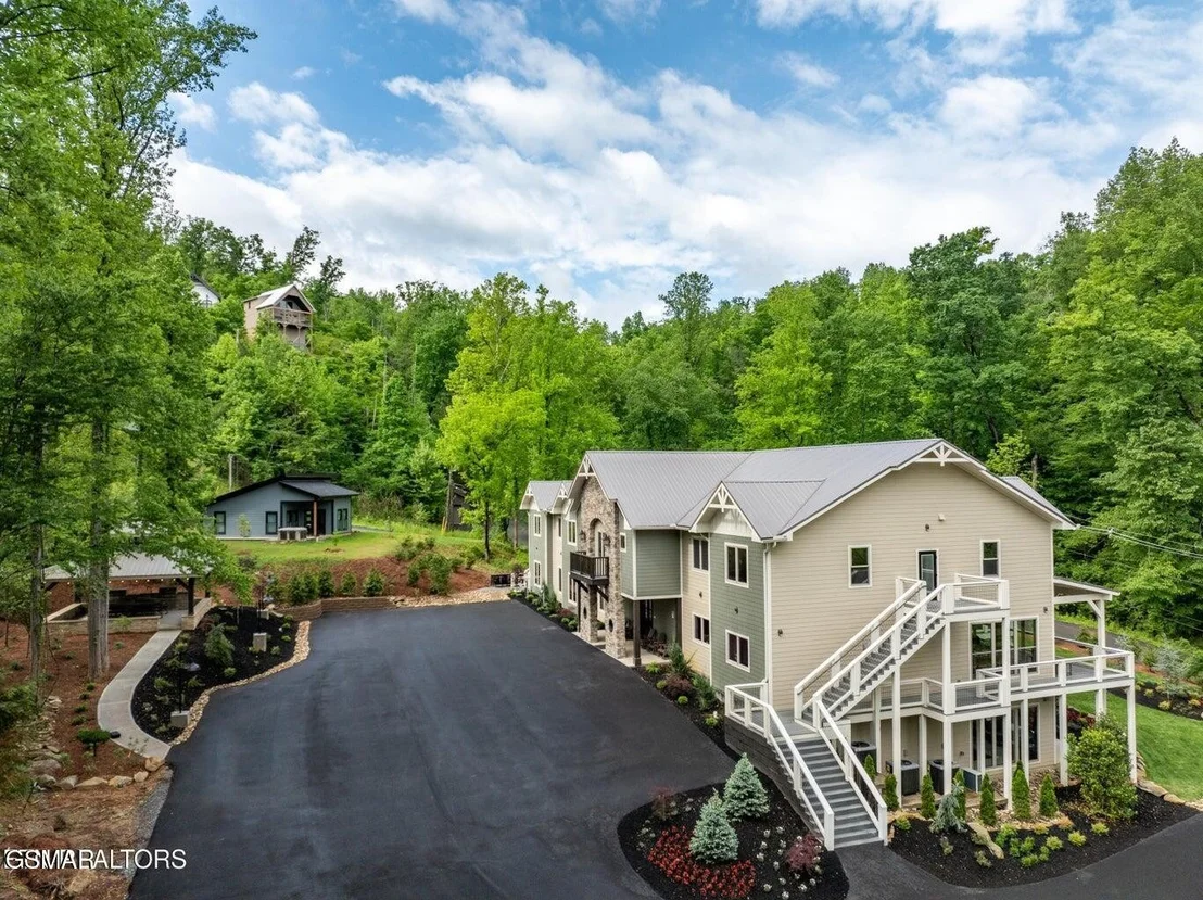 Photo of 281 Loop Road