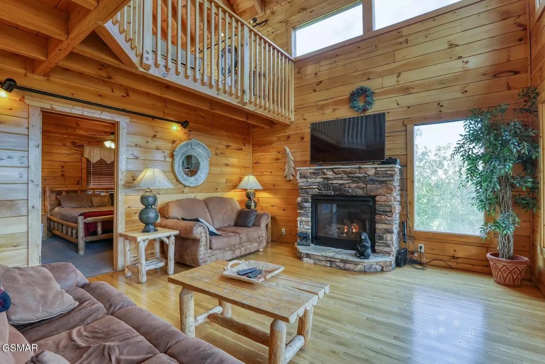 Photo of 2131 Windy Lane