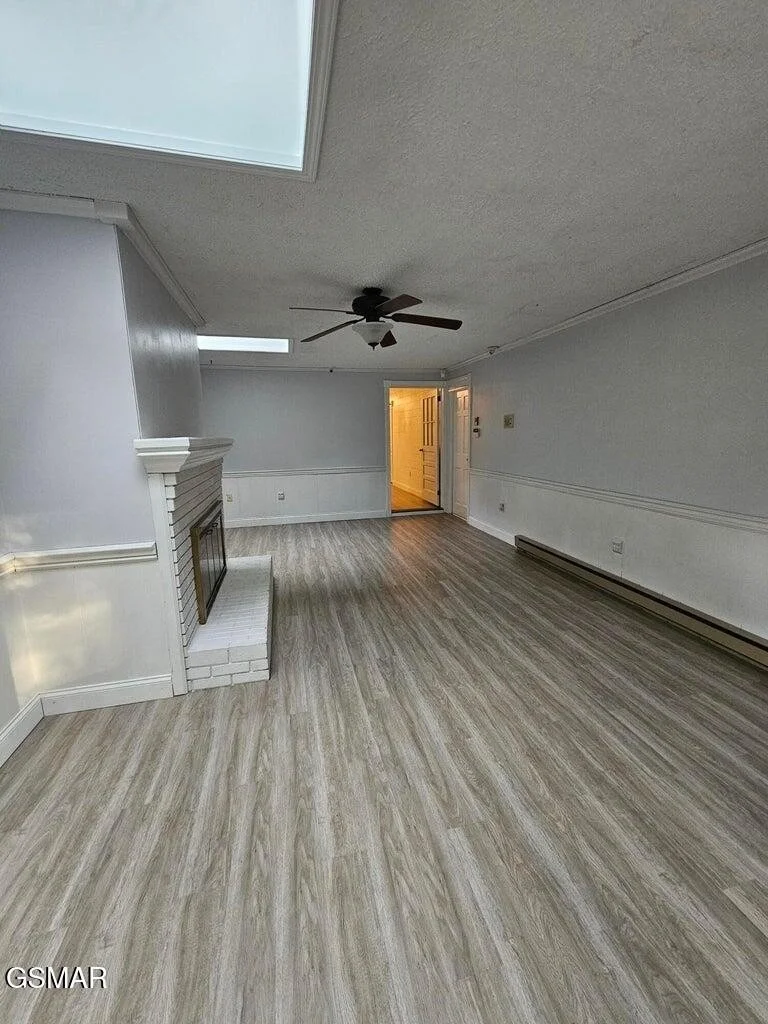 Photo of 716 White Oak Circle