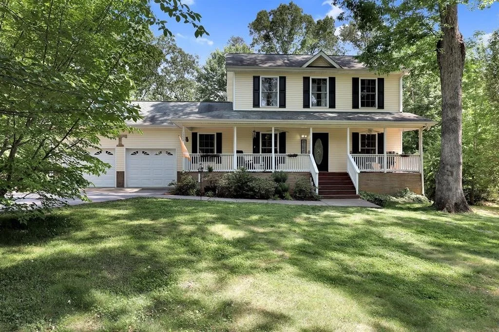 Photo of 1329 Deer Meadows
