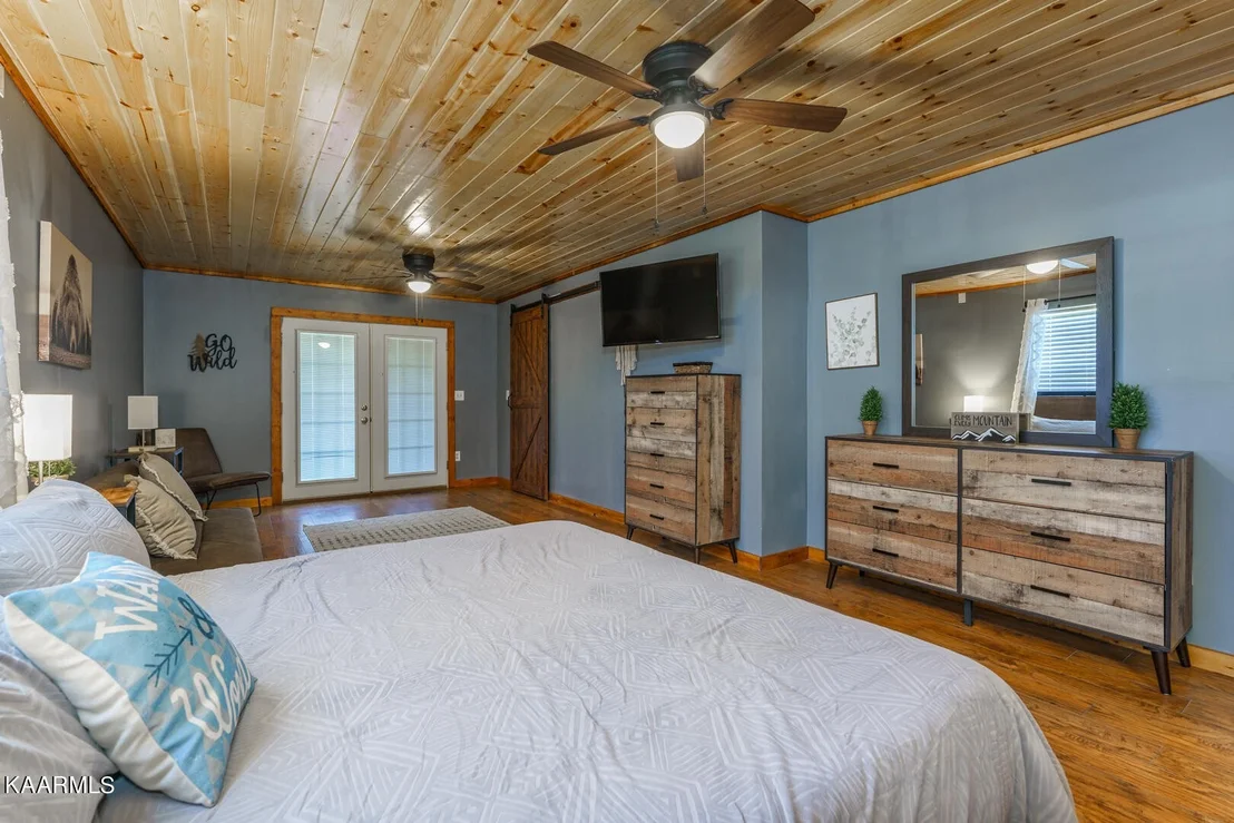 Photo of 1340 Sunrise Drive