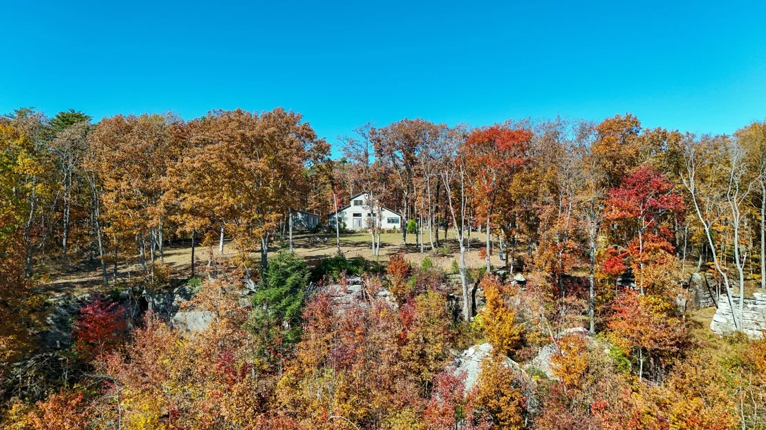 Photo of 400 Maple Trail