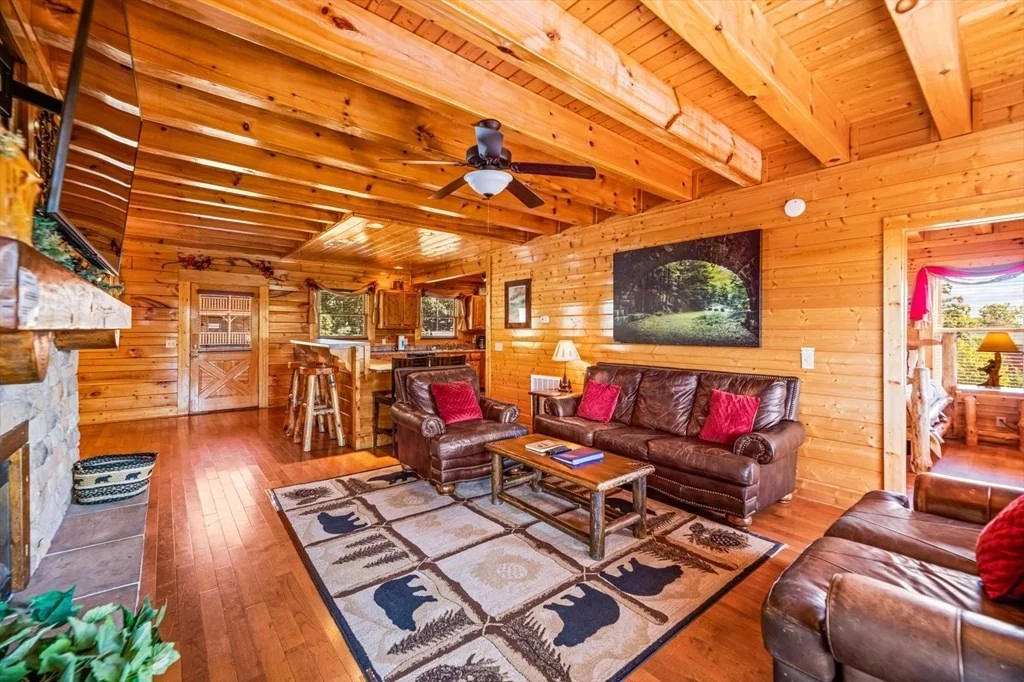 Photo of 2736 Mountain Preserve Drive
