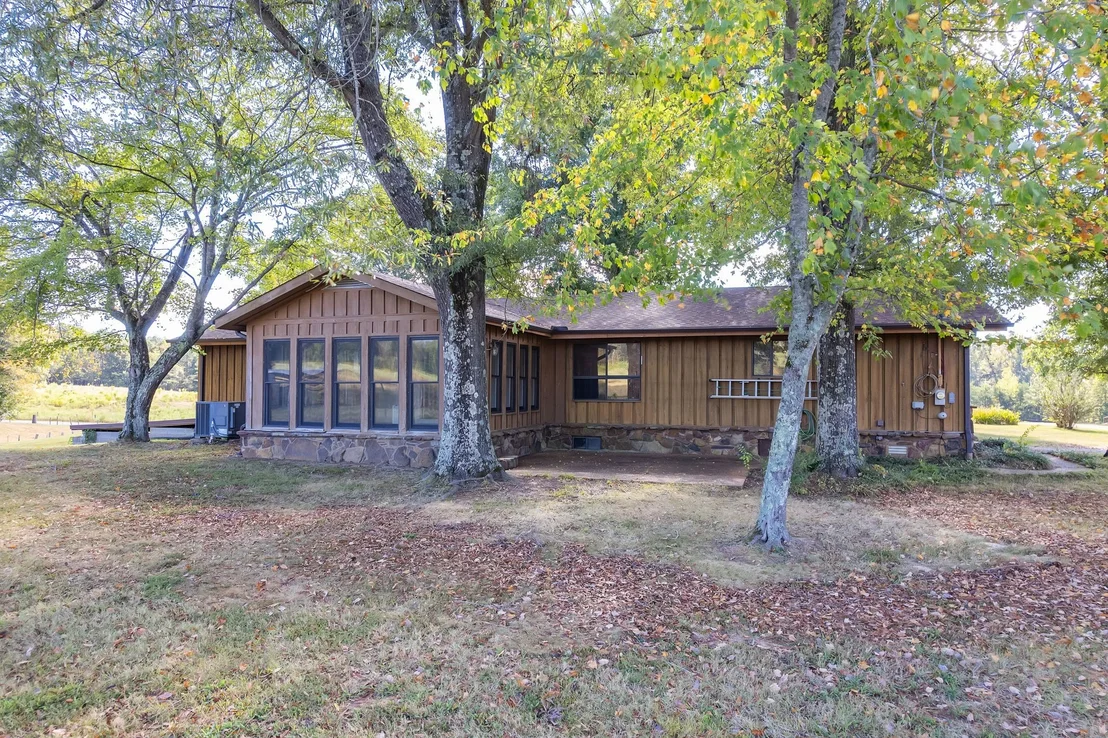 Photo of 2636 Roach Rd