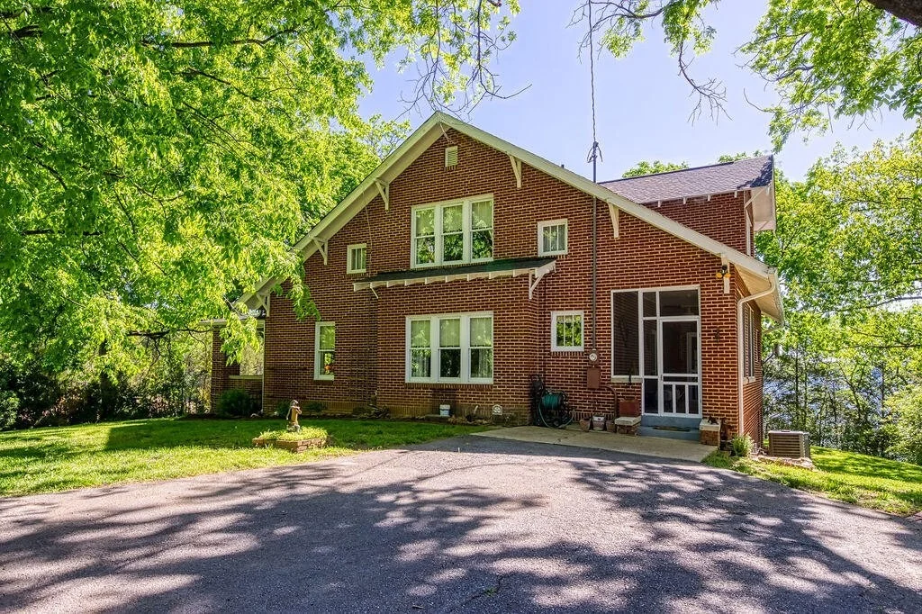 Photo of 2510 Atchley Road
