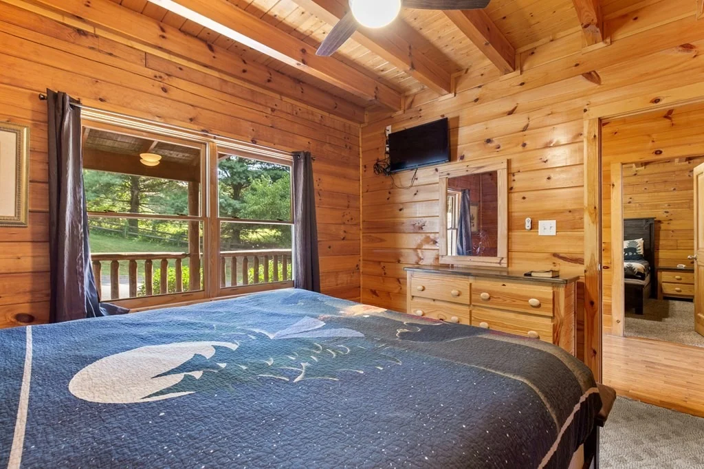 Photo of 1635 Little Cabin Loop