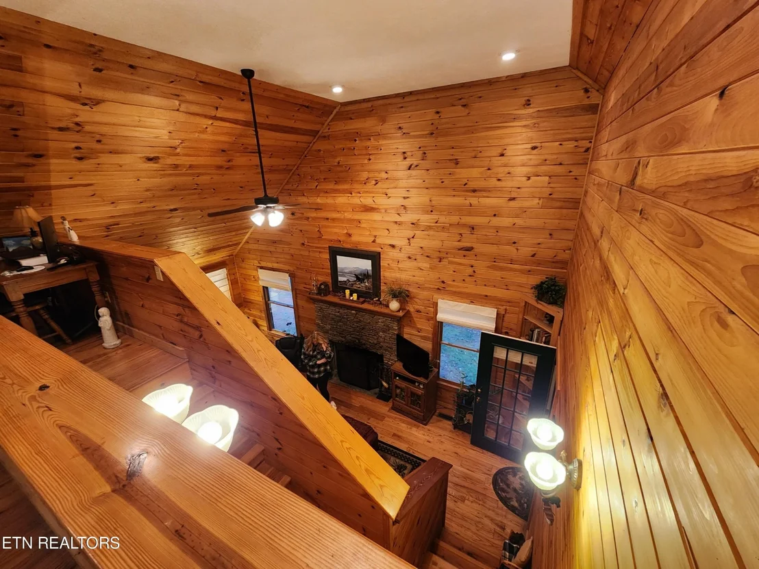Photo of 417 Lawson Rd