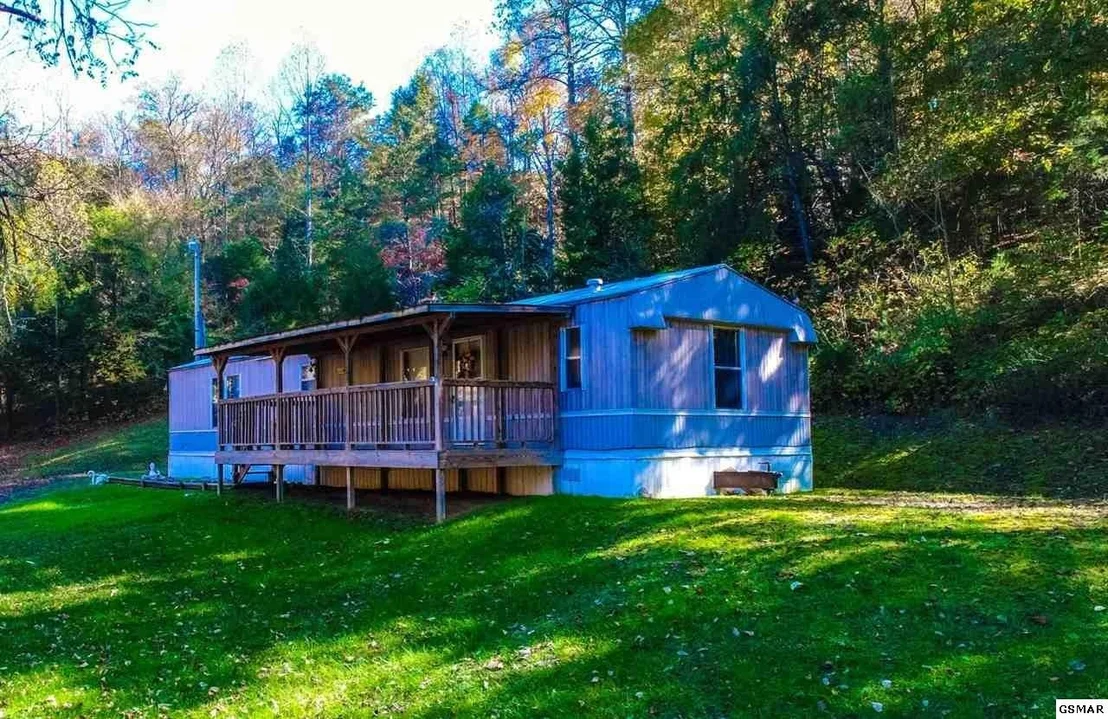 Photo of 2464 Fowler Road