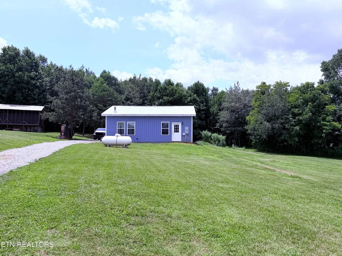 Photo of 1910 Seaton Rd