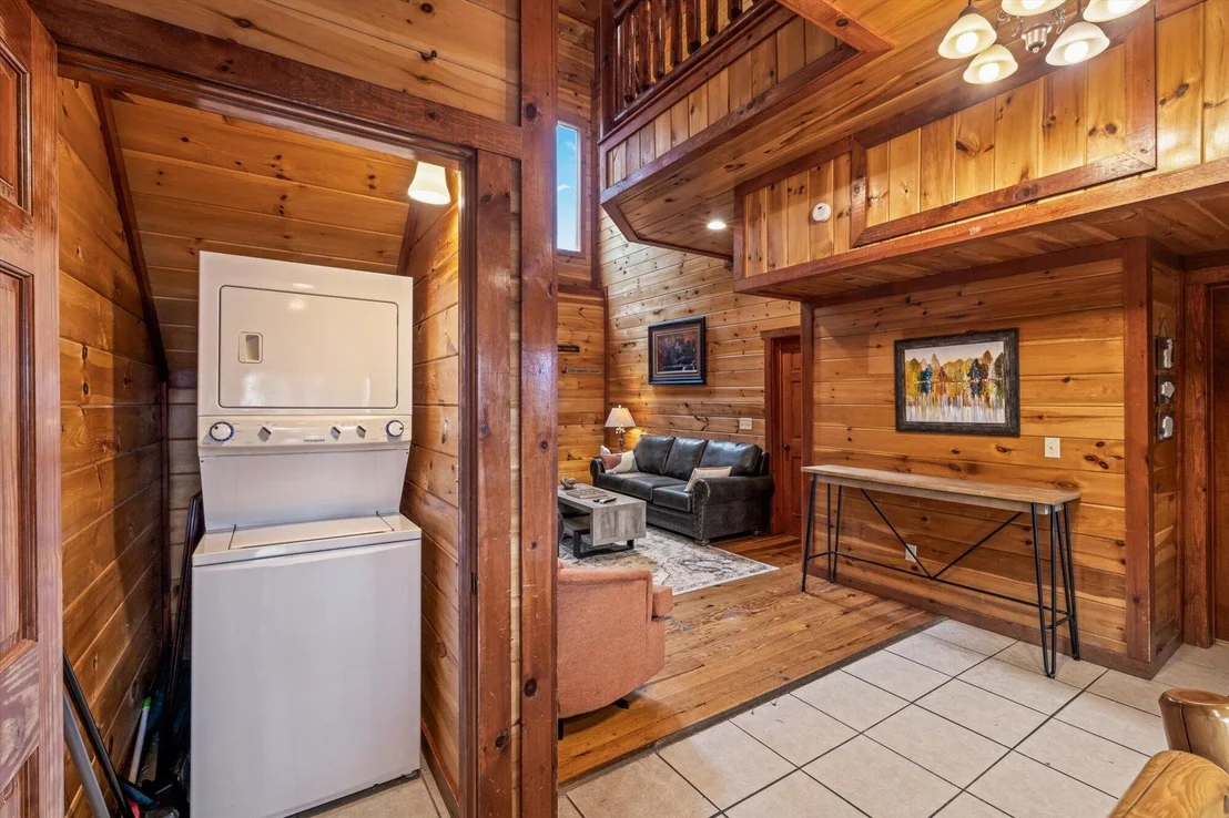 Photo of 953 Black Bear Cub Way