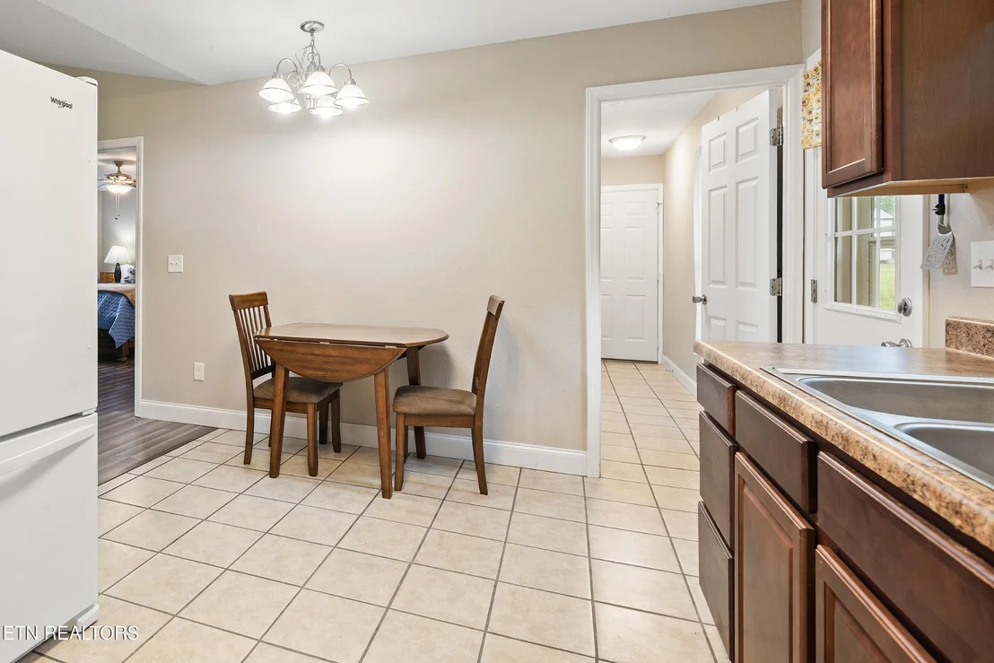 Photo of 534 SHELLBARK Rd