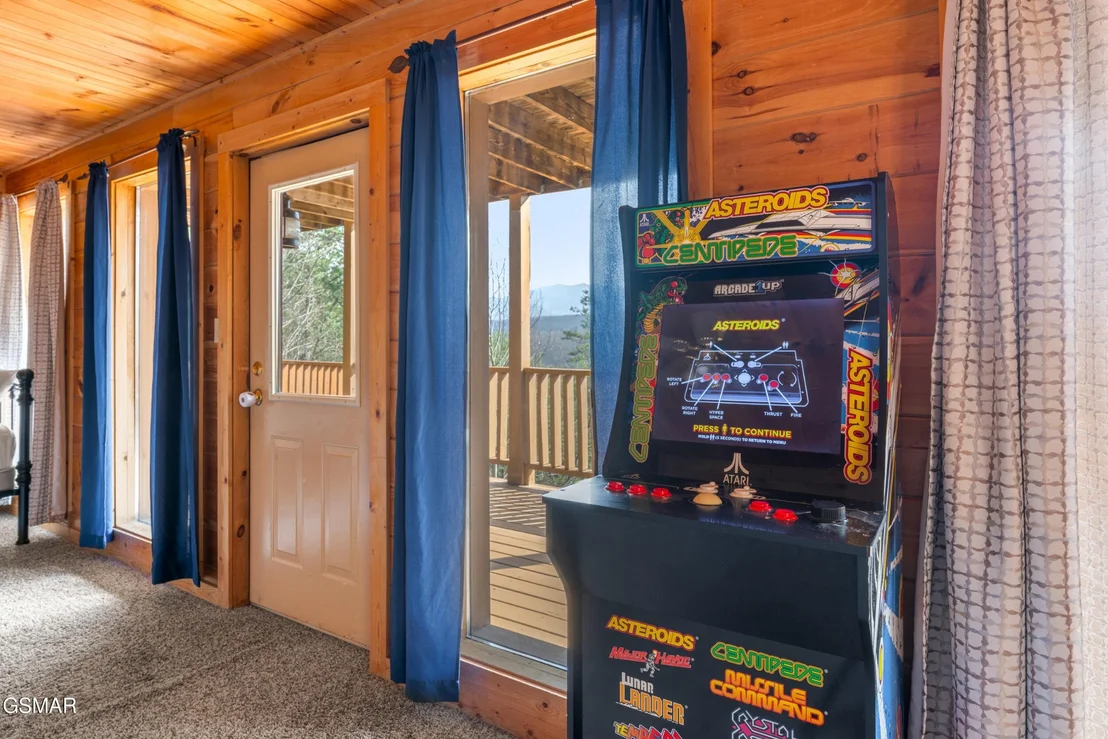 Photo of 1910 E Mountain View Way