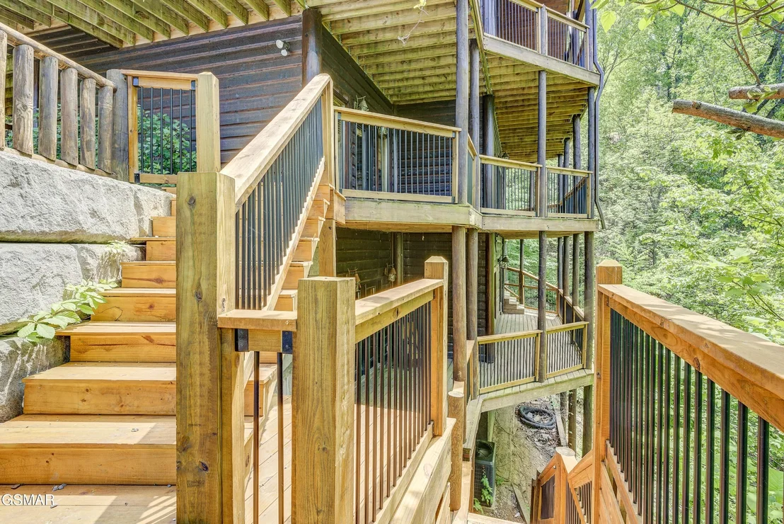 Photo of 3747 Edge Park Drive