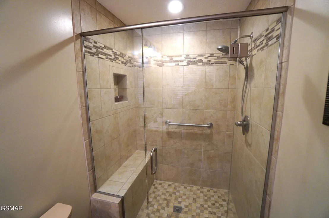 Photo of 483 Shaver Drive