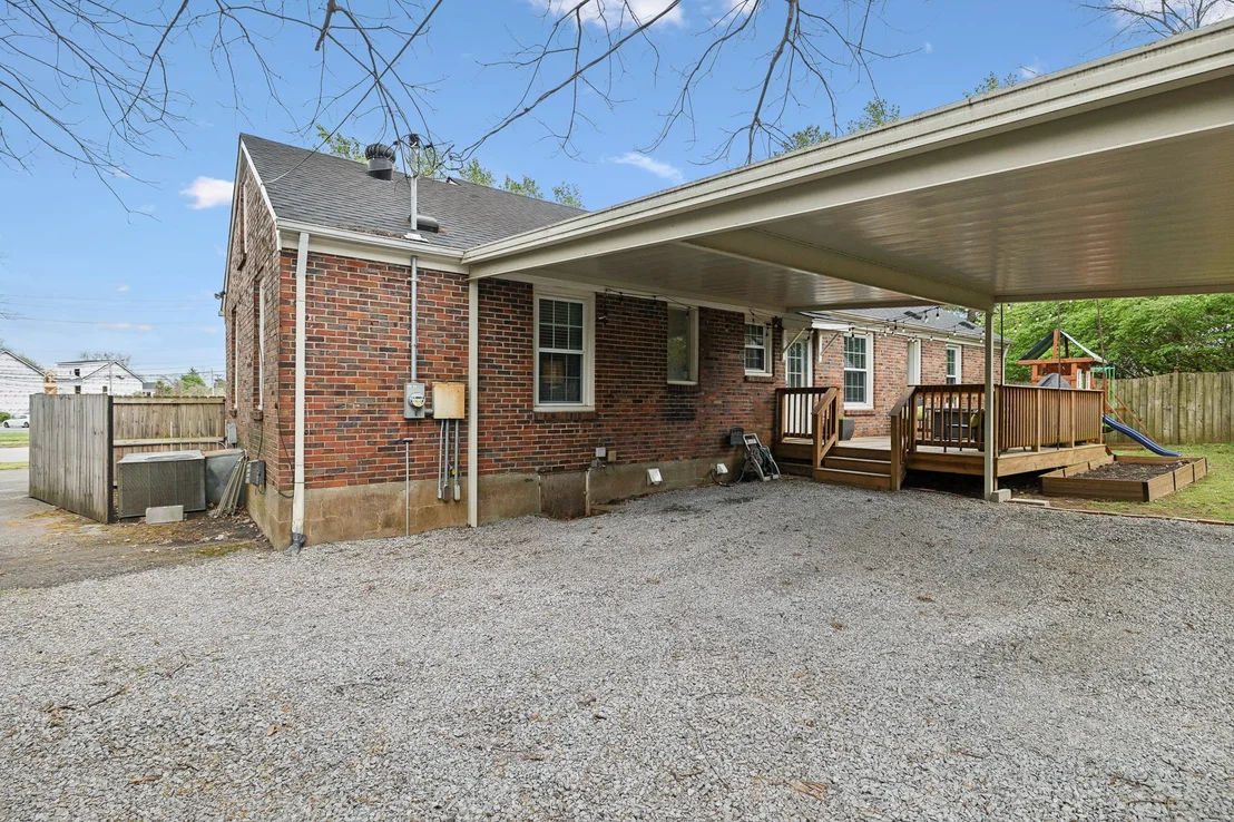 Photo of 5601 Stoneway Trl
