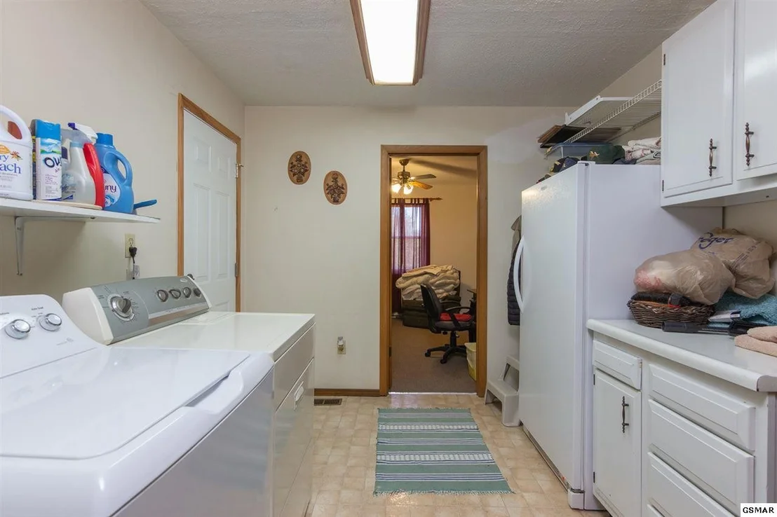 Photo of 633 Johnson Road