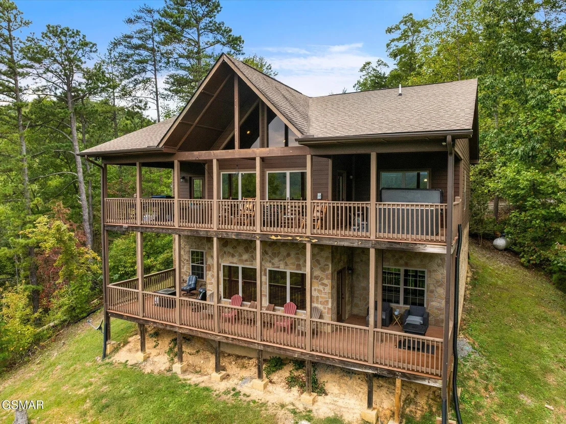 Photo of 4052 Ridgeback Ln