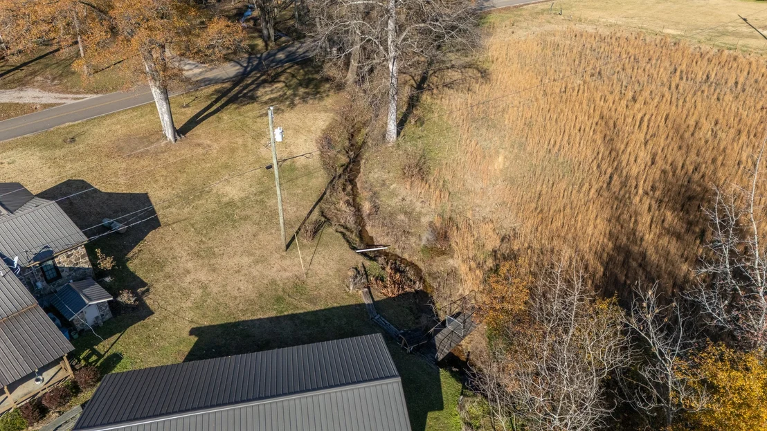 Photo of 605 Robinson Rd