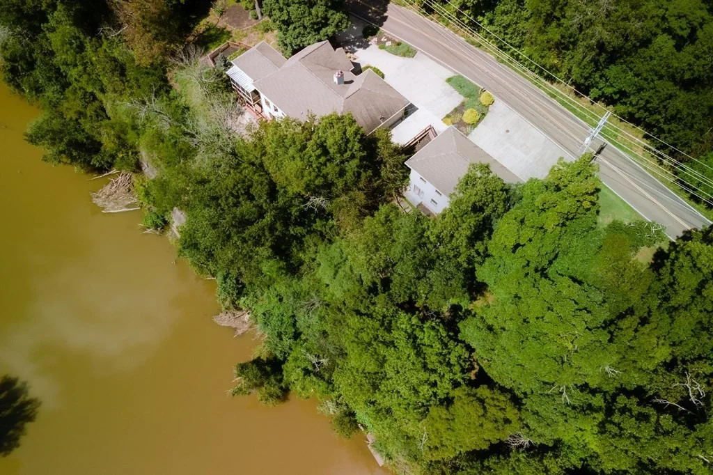 Photo of 1065 Kodak Road