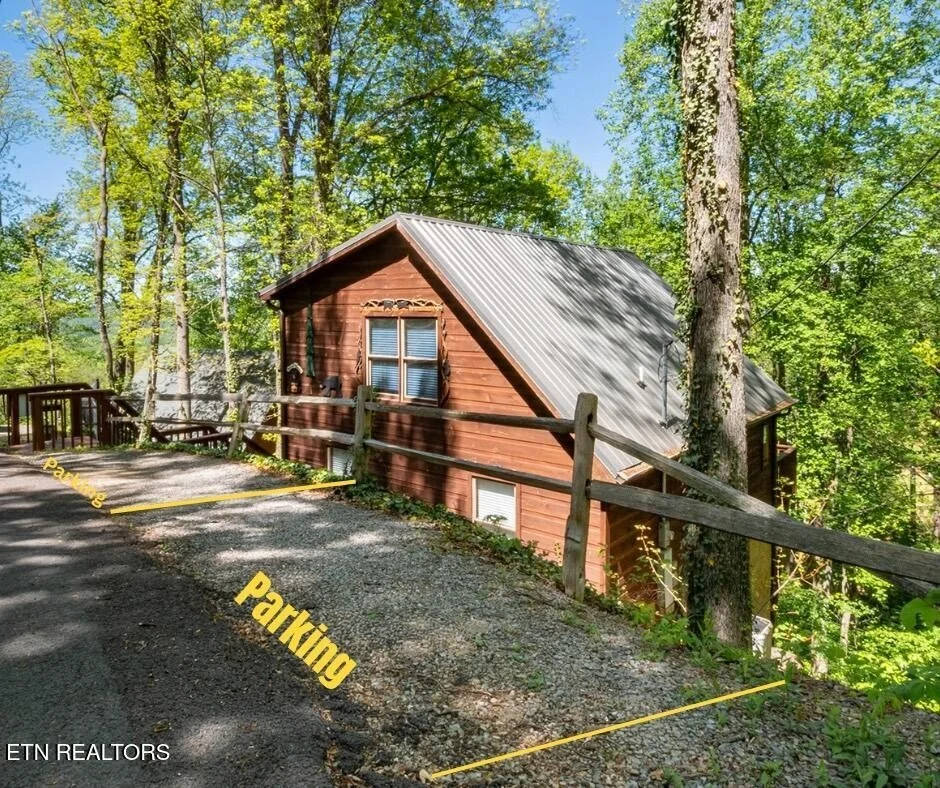 Photo of 1031 Elm Circle