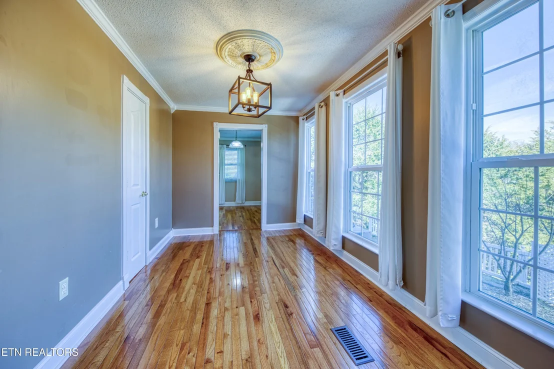 Photo of 1110 Bayfront Drive