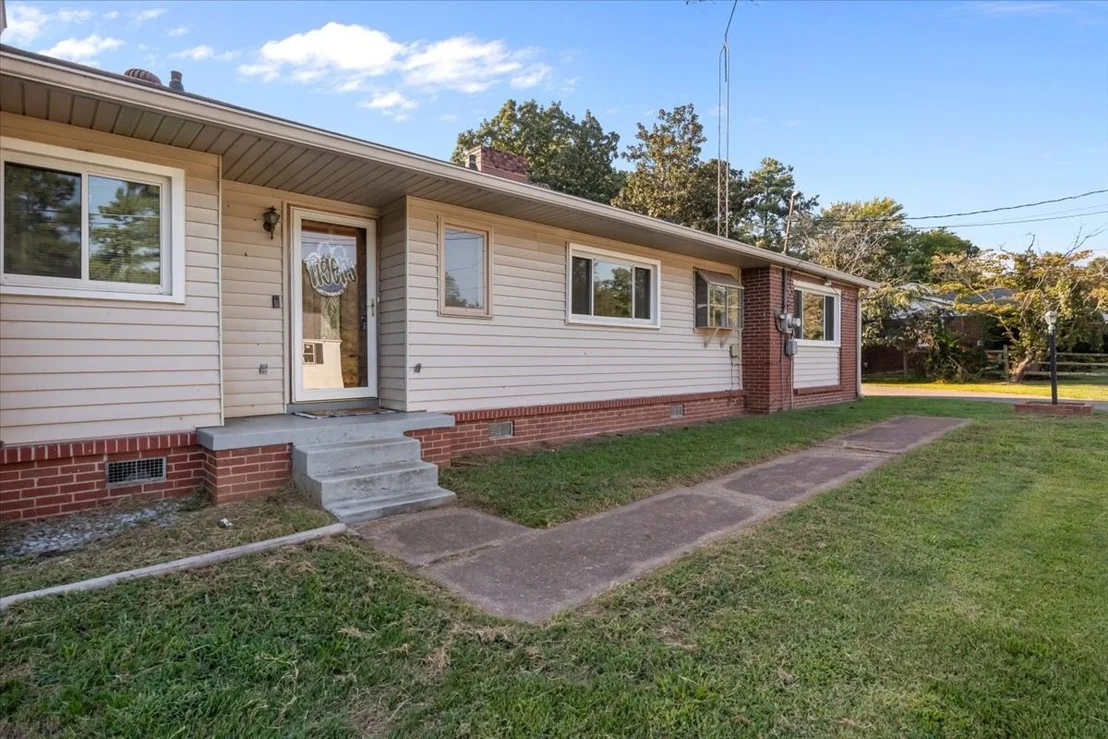 Photo of 116 Hillhaven Dr