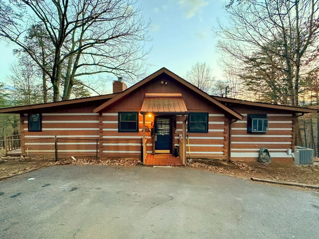 Photo of 1839 Ridgecrest Drive