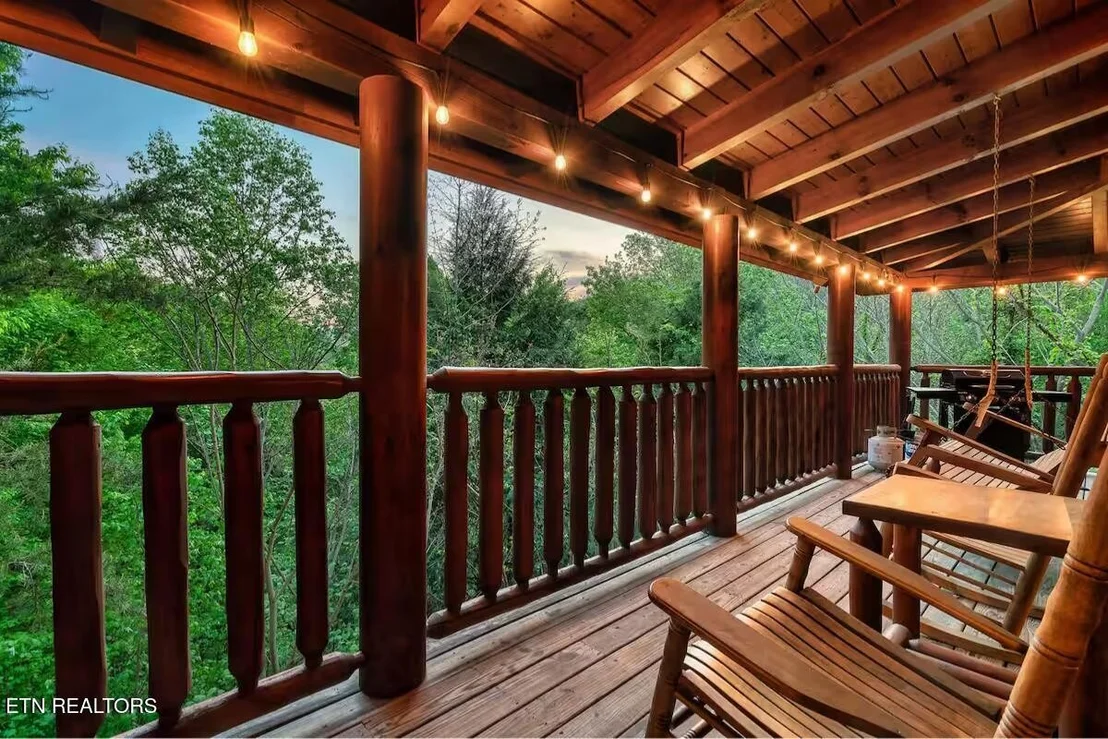 Photo of 2140 Bear Haven Way