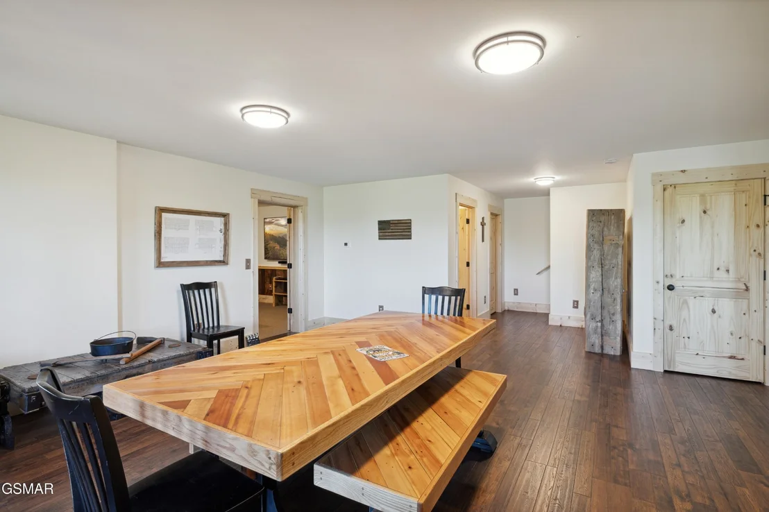 Photo of 335 Hawken Drive