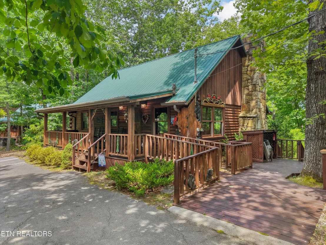 Photo of 2308 Hidden Mountain Rd