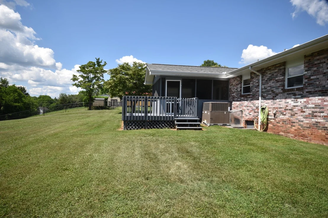 Photo of 533 Kyker Circle