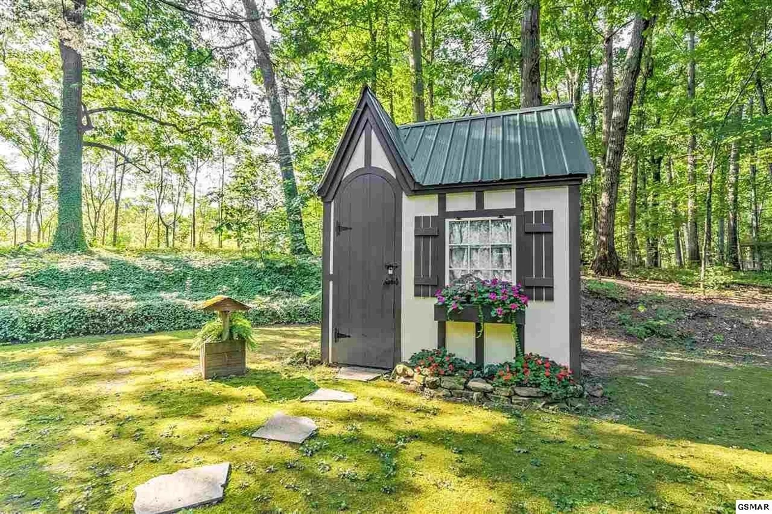 Photo of 1646 White Oak Drive