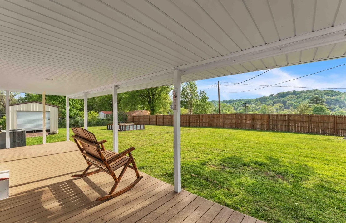 Photo of 425 Hillcrest Circle