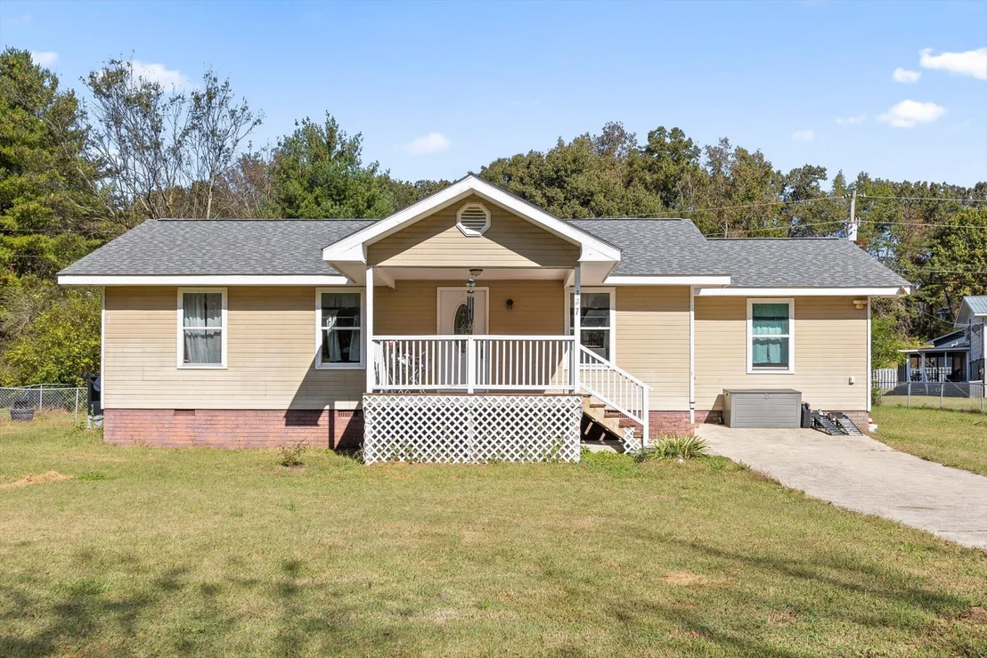 Photo of 227 Cove Trail