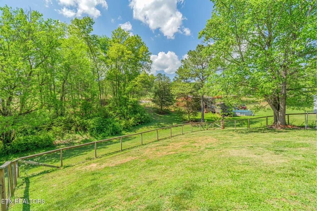 Photo of 7809 Griffith Rd