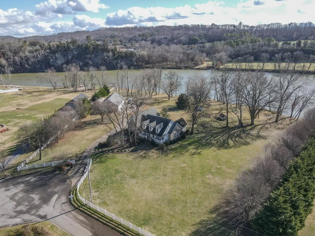 Photo of 2970 Deep River Road