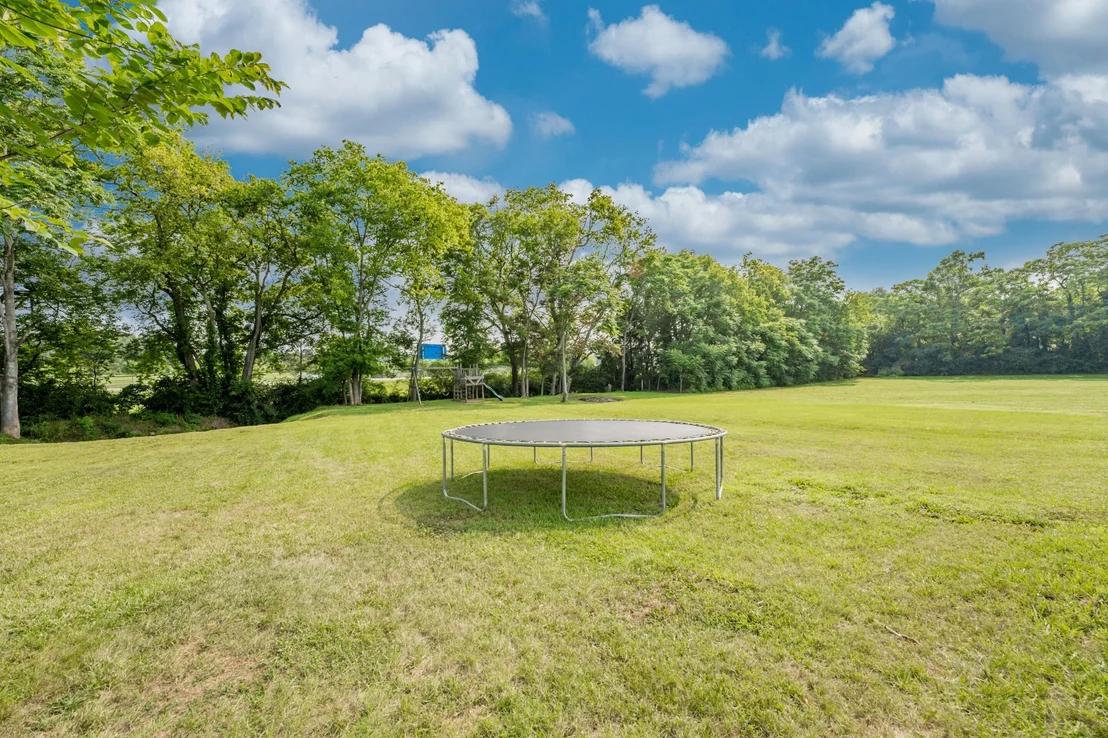 Photo of 709 Ross Drive