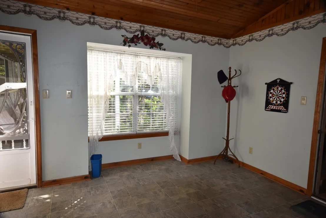 Photo of 1203 McConnell Rd