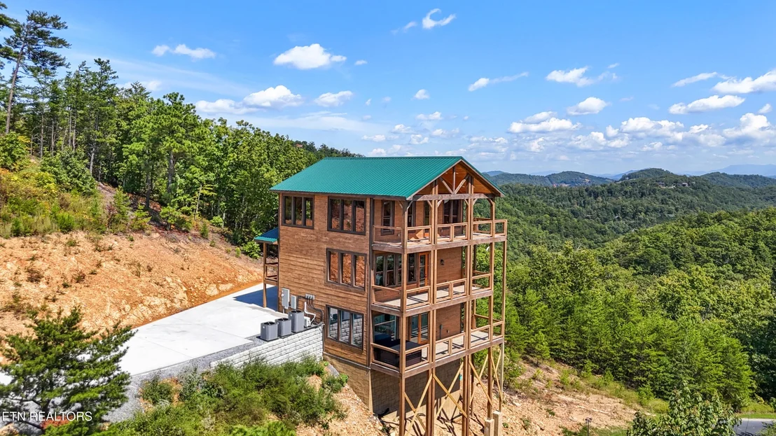 Photo of 2412 Mountain Ridge Way
